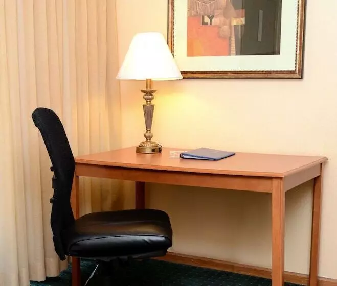 اتاق استاندارد با 2 تخت دوبل, Surestay By Best Western Kansas City Country Inn North