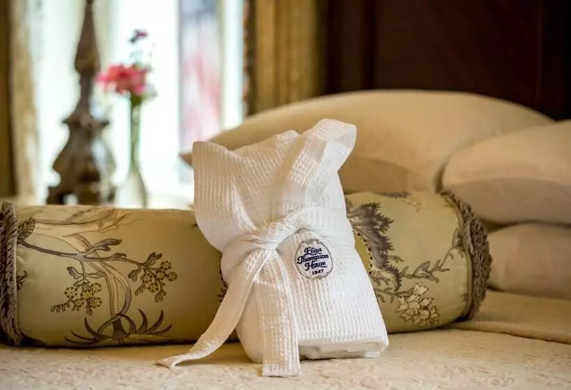 クイーンサイズベッドのスタンダードルーム, Eliza Thompson House, Historic Inns Of Savannah Collection