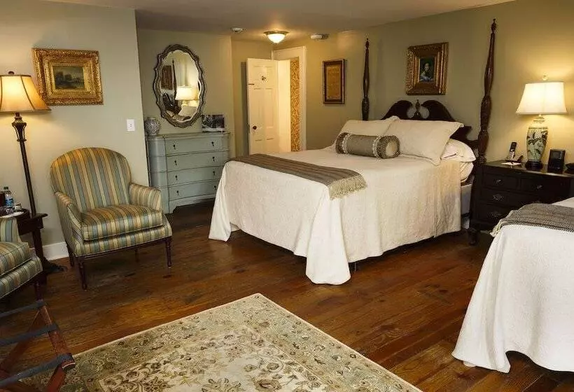 クイーンサイズベッドのスタンダードルーム, Eliza Thompson House, Historic Inns Of Savannah Collection