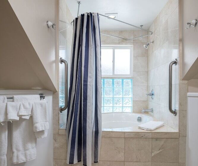 스위트, Glenmore Plaza