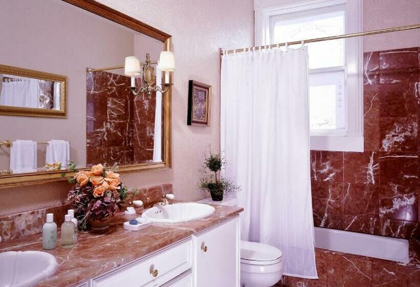 Люкс Deluxe Кровать Кинг, Majestic