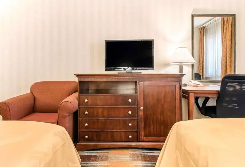 スイート, Quality Inn & Suites Miamisburg  Dayton South