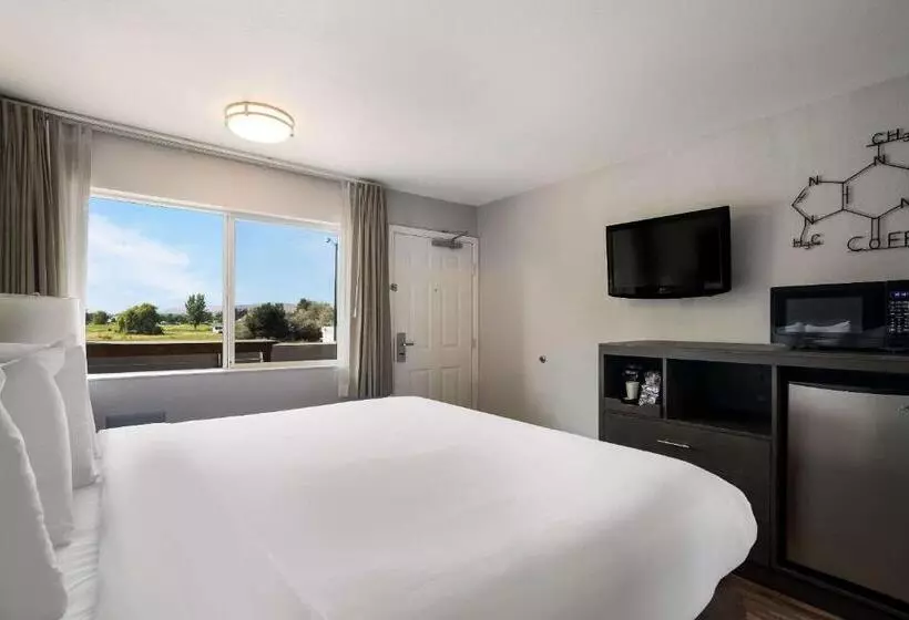 Standard-huone King-vuode, Richland Riverfront Hotel, Ascend Hotel Collection