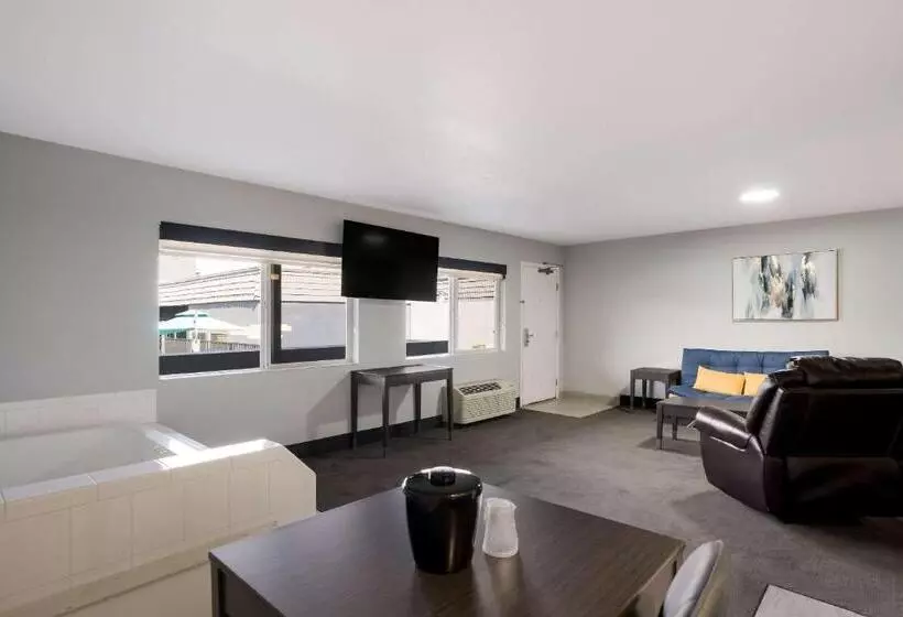 Sviitti King-vuode, Richland Riverfront Hotel, Ascend Hotel Collection