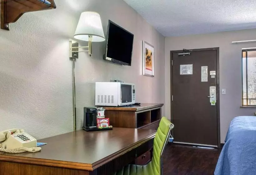 اتاق استاندارد با تخت بزرگ, Rodeway Inn Near Ft Huachuca