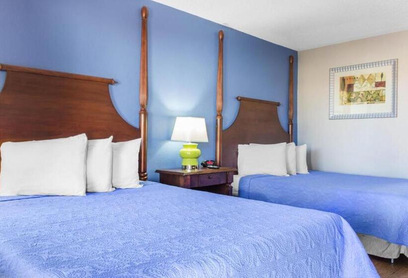 غرفه قياسيه سريرين مزدوجين, Rodeway Inn Near Ft Huachuca