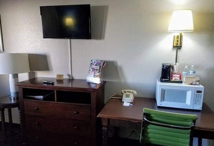 غرفه قياسيه سريرين مزدوجين, Rodeway Inn Near Ft Huachuca