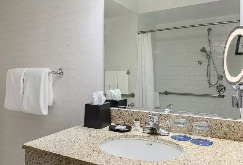 اتاق کلاب, Sheraton San Jose