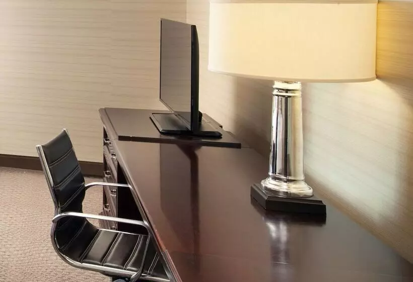 سوئیت با بالکن, Sheraton San Jose
