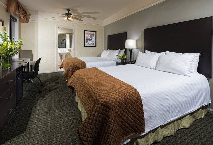 غرفة ديلوكس, The Willows