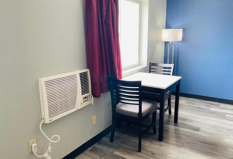 جناح ديلوكس سرير كينج, Americas Choice Inn & Suites