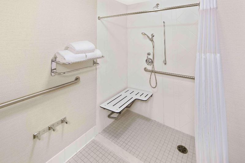 エクゼクティブルーム, Focus Sfo