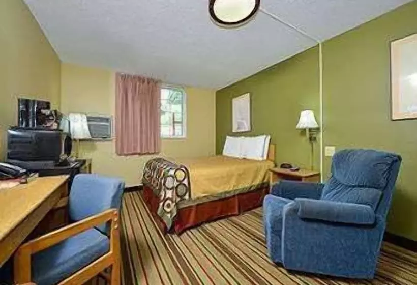身障者適用スタンダードルーム, Super 8 By Wyndham Minot Airport