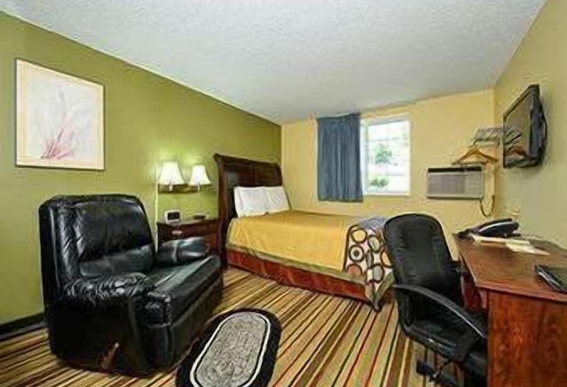 חדר סטנדרט מותאם לאדם עם מוגבלויות, Super 8 By Wyndham Minot Airport