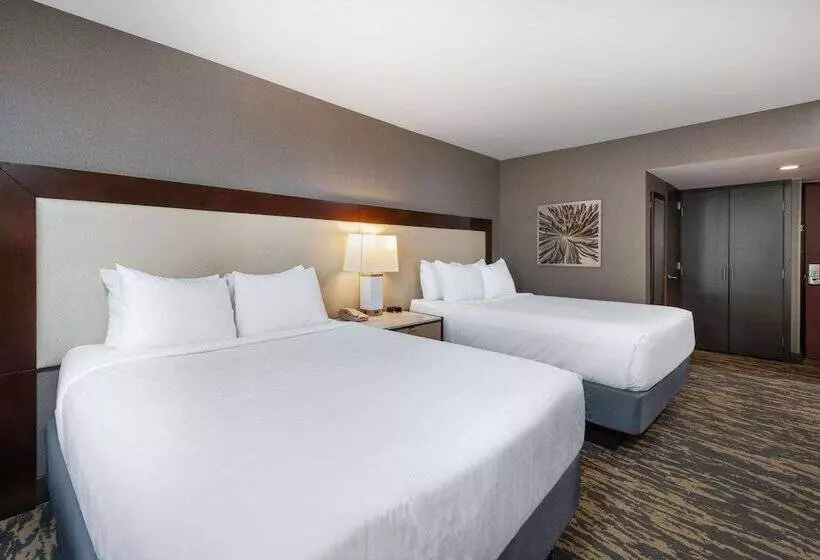 اتاق استاندارد با 2 تخت دوبل, Wyndham Lancaster Resort And Convention Center