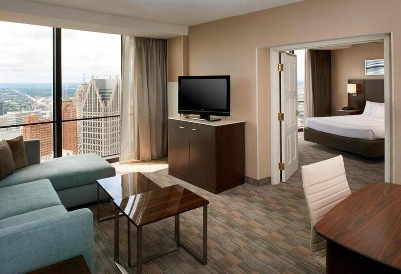 小型套房, Detroit Marriott At The Renaissance Center