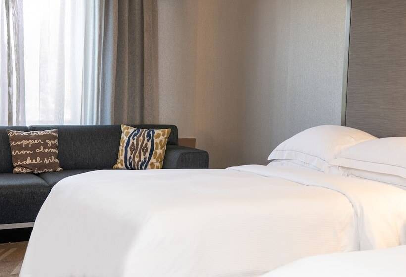 带2个双人床的标准工作室, Hilton Parsippany