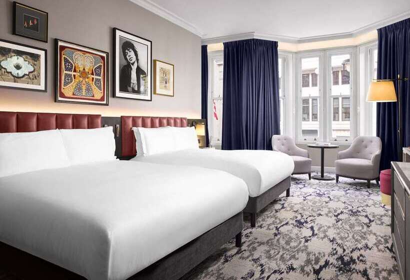 غرفة ديلوكس سرير ملكى, Hilton Waco