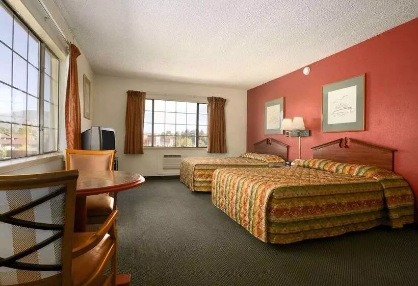 ２ダブルベッドのスタンダードルーム, Howard Johnson By Wyndham Flagstaff University West