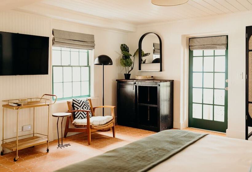 اتاق سوپریور یک تخته, King Christian