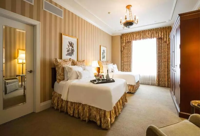 ２ダブルベッドのスタンダードルーム, Monteleone, New Orleans