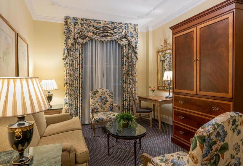 سوئیت با چشمانداز رودخانه, Monteleone, New Orleans