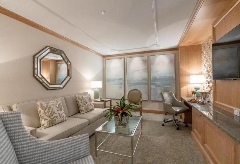 سوییت لوکس, Monteleone, New Orleans