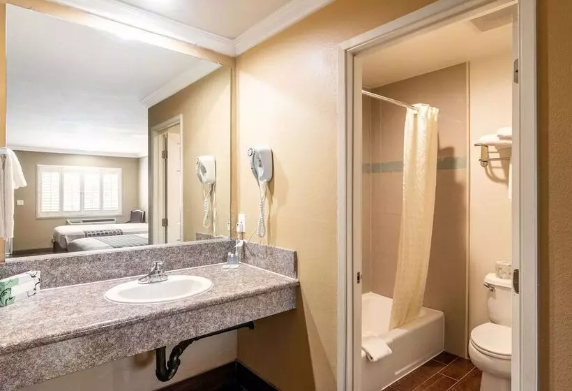 اتاق استاندارد با 2 تخت دوبل, Rodeway Inn Artesia Cerritos