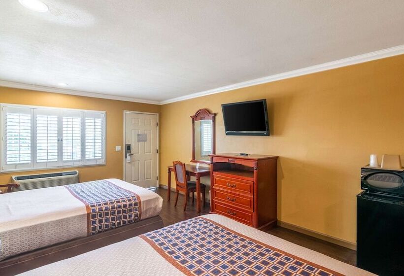 ２ダブルベッドのスタンダードルーム, Rodeway Inn Artesia Cerritos