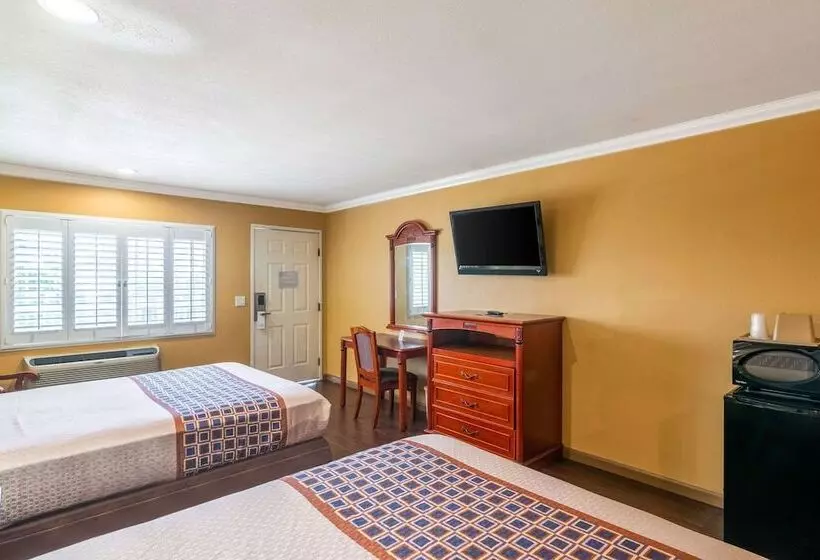 اتاق استاندارد با 2 تخت دوبل, Rodeway Inn Artesia Cerritos