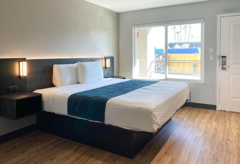 스탠다드 룸 킹사이즈 침대, Studio 6 Suites Stockton, Ca Waterfront