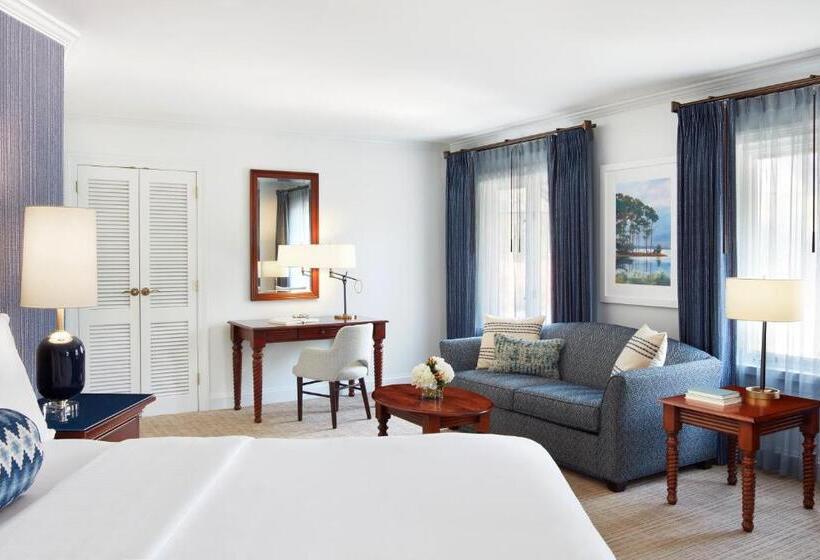 キングサイズベッドのデラックスルーム, The Tides Inn