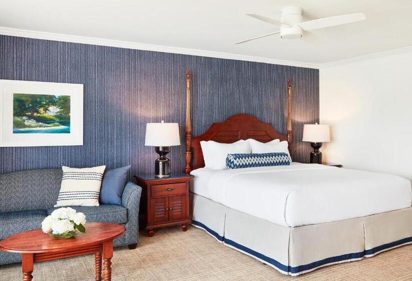 バルコニー付スイート, The Tides Inn