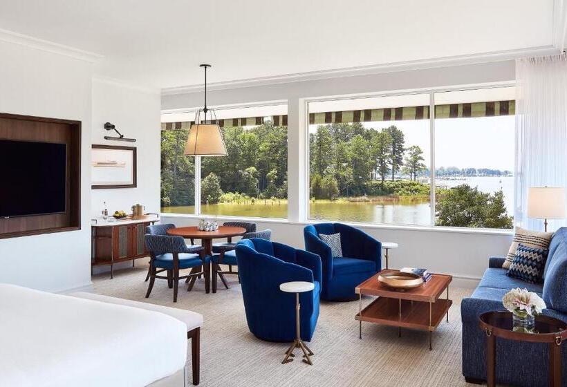 スーペリアースイート, The Tides Inn