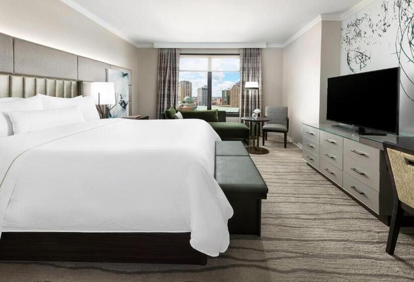 غرفة ديلوكس سرير كينج مطلة على المدينة, The Westin New Orleans