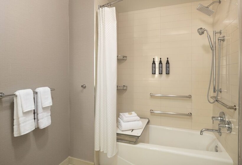 غرفه قياسيه سريرين مزدوجين, The Westin South Coast Plaza, Costa Mesa