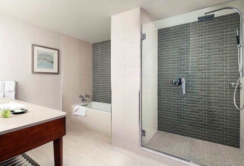 غرفه قياسيه سريرين مزدوجين, The Westin South Coast Plaza, Costa Mesa