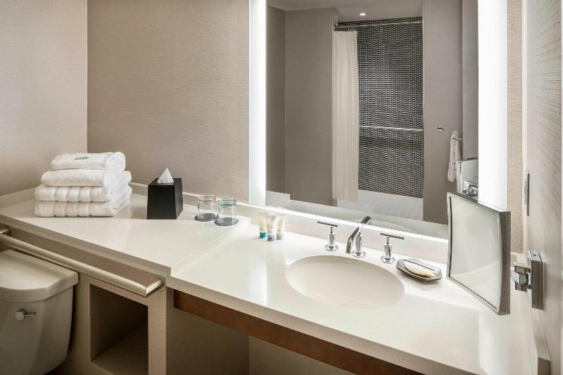 غرفة قياسية سرير كينج, The Westin South Coast Plaza, Costa Mesa