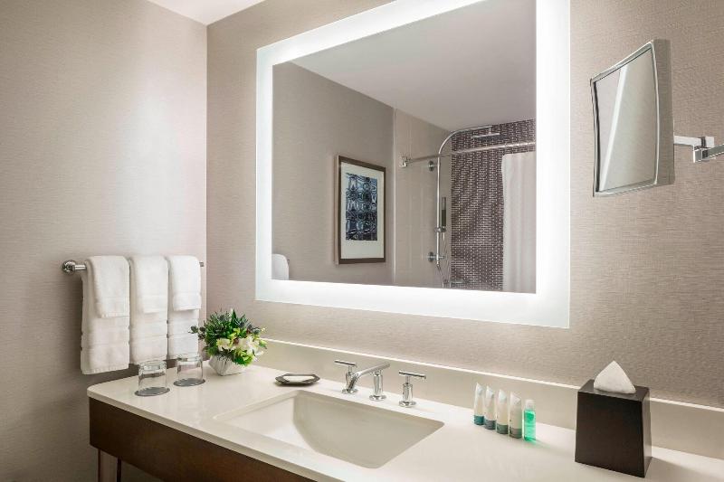 스탠다드 룸 킹사이즈 침대, The Westin South Coast Plaza, Costa Mesa