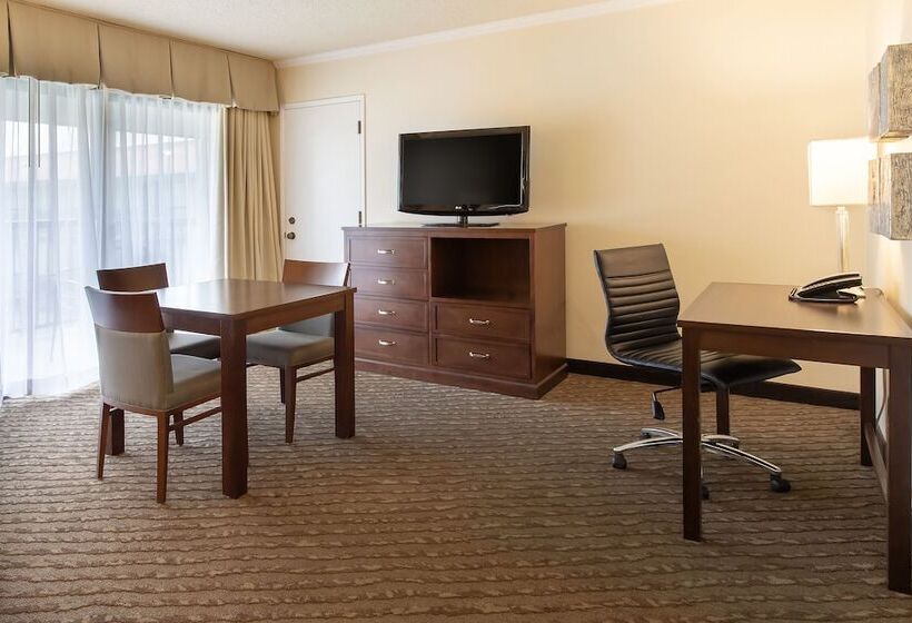 エクゼクティブスイート, Valley River Inn