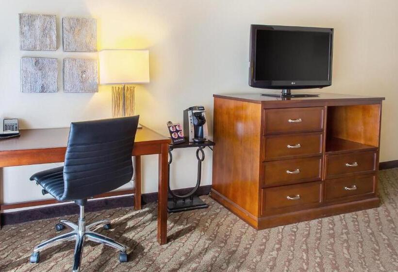 ジュニアスイート, Valley River Inn