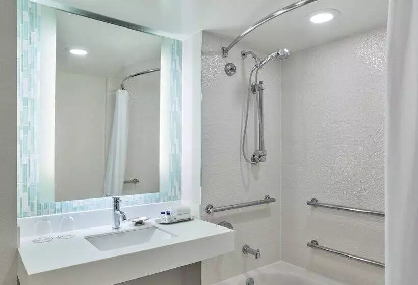 Standard-huone 2 Parivuodetta, Walt Disney World Dolphin