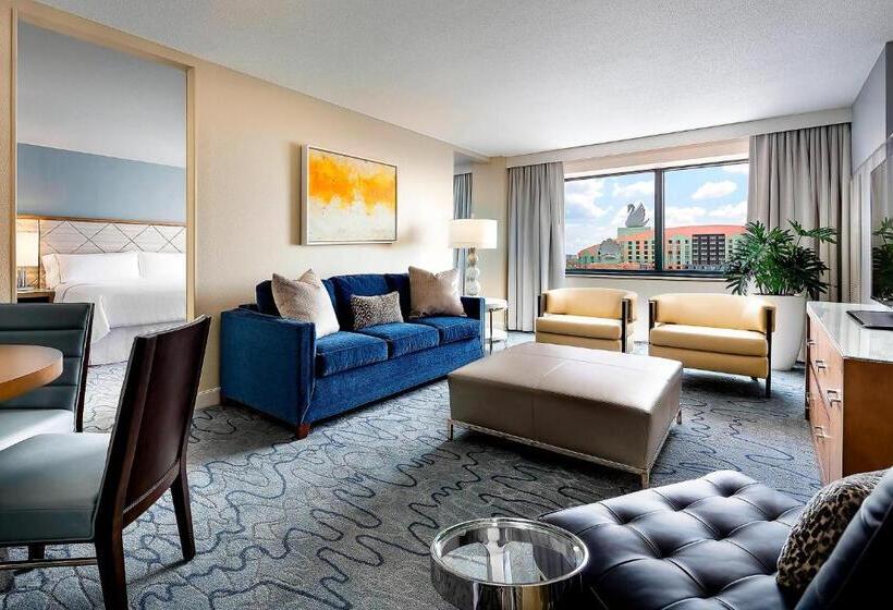 프리미엄 스튜디오, Walt Disney World Dolphin