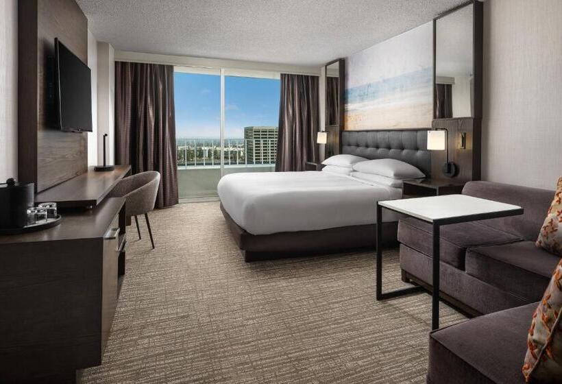 غرفة ديلوكس سرير كينج, Warner Center Marriott Woodland Hills