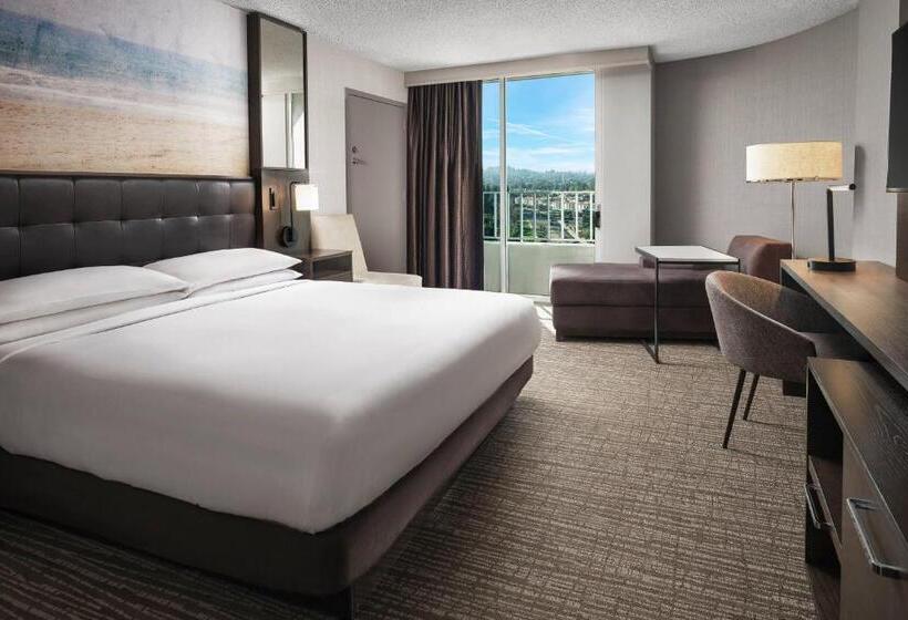 غرفة ديلوكس سرير كينج, Warner Center Marriott Woodland Hills