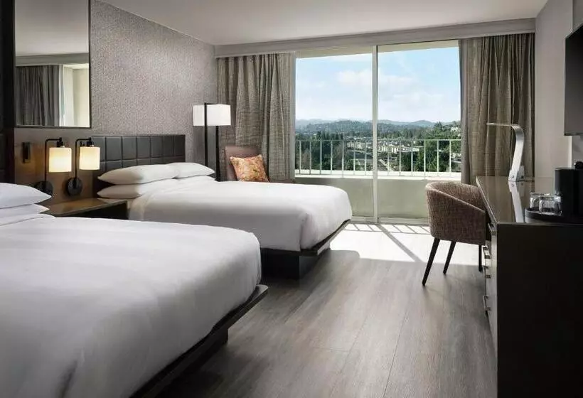 اتاق لوکس, Warner Center Marriott Woodland Hills