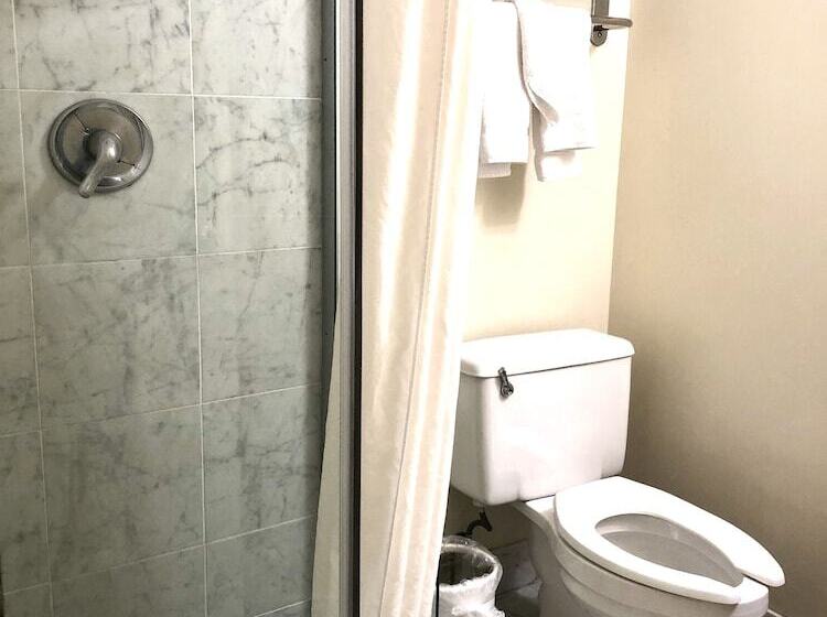 Номер Стандарт, Windsor Inn