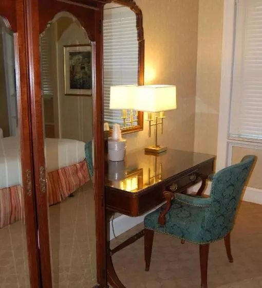 اتاق استاندارد با 2 تخت دوبل, Windsor Inn