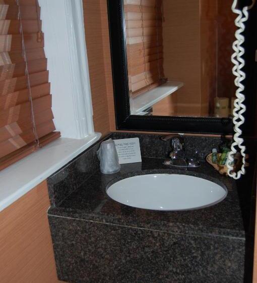 Номер Стандарт, Windsor Inn