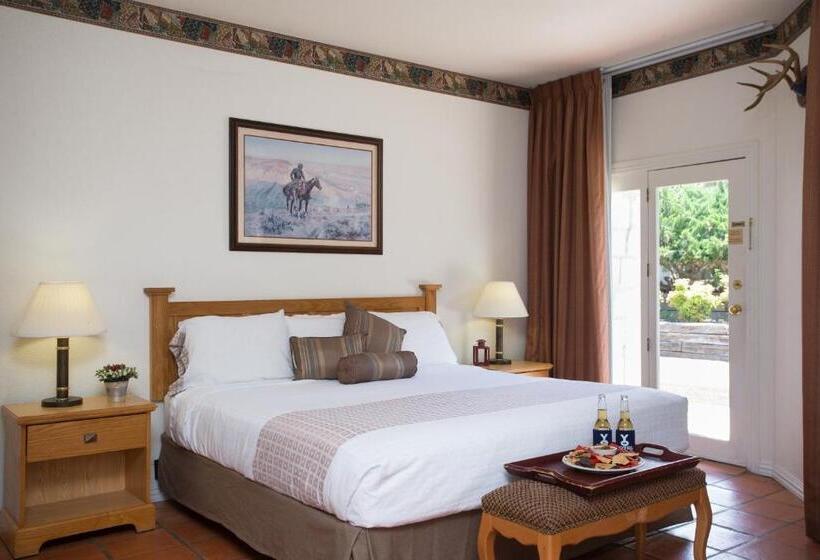 جناح ديلوكس سرير كينج, Y O Ranch Hotel And Conference Center